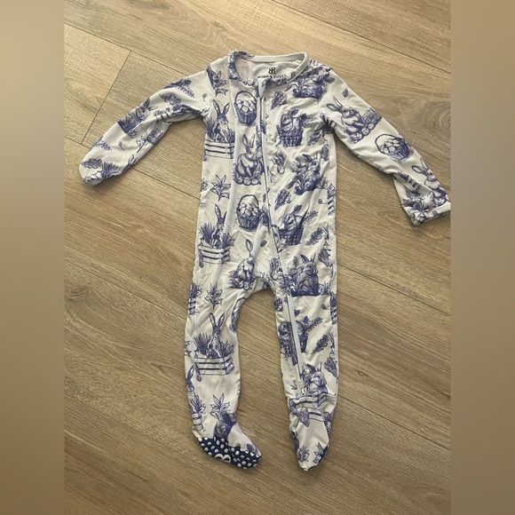 bums and roses Other - Bums and Roses Bamboo Sleeper 2t Bunny